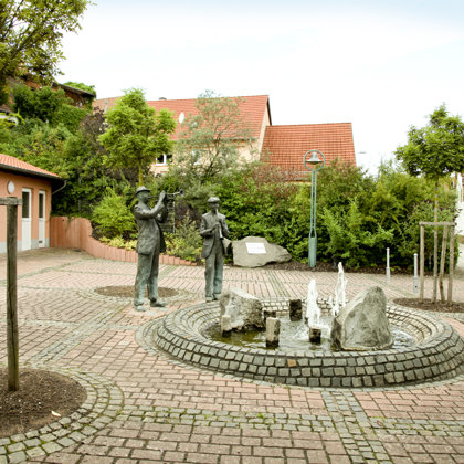 Musikantenbrunnen am Dorfplatz
