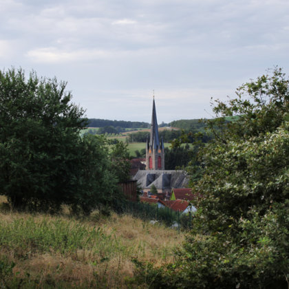 47 Meter hoch ist der Kirchturm unserer Protestantischen Kirche.
