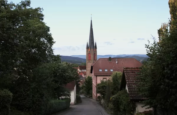"Musikantendom" des Architekten Franz Schöberl aus Speyer von der Bergwies/Triftstraße aus