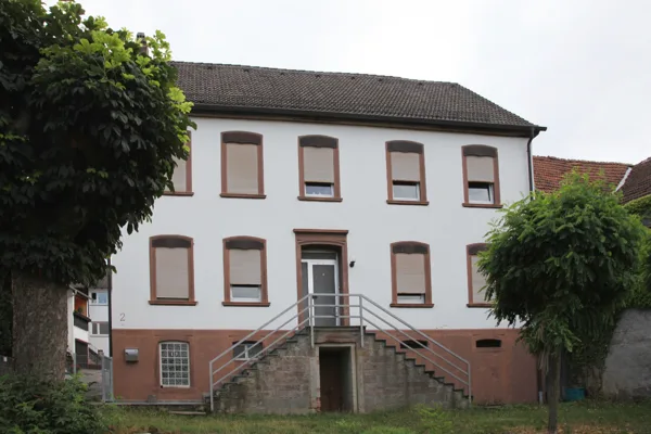 "Wirths" gegenüber der Kirche, 1882 von Jakob Hertel gebaut
